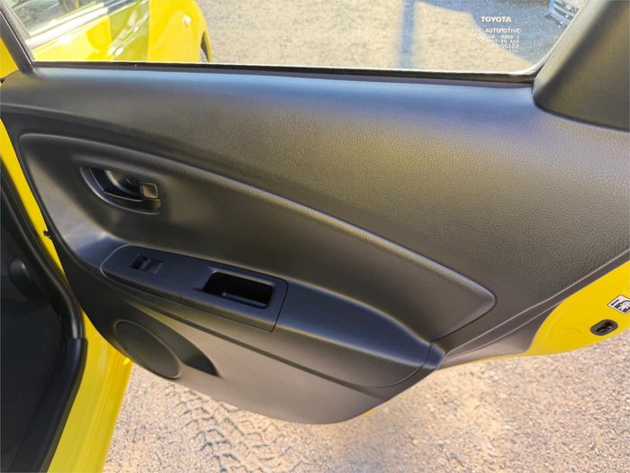 2017 TOYOTA YARIS ASCENT