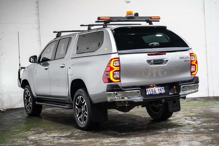 2022 Toyota Hilux SR5