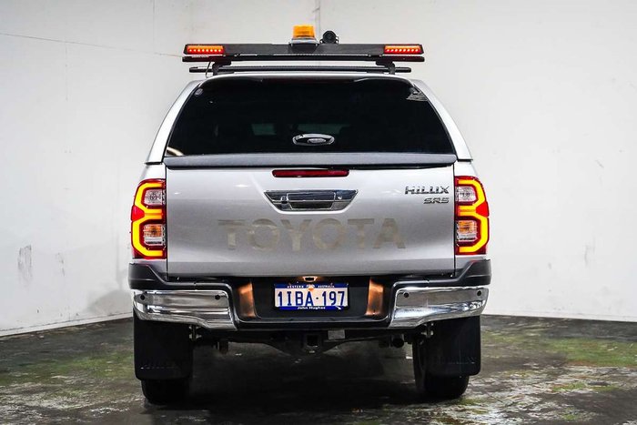 2022 Toyota Hilux SR5