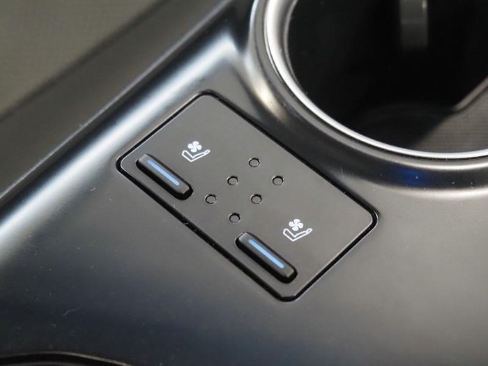 2018 Toyota Camry SL