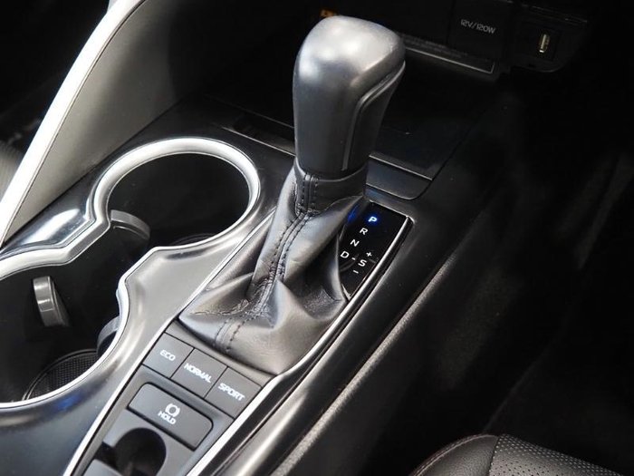 2018 Toyota Camry SL