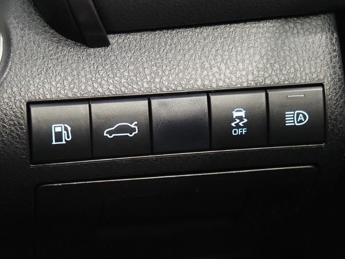 2018 Toyota Camry SL