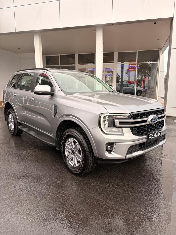 2025 Ford Everest Ambiente