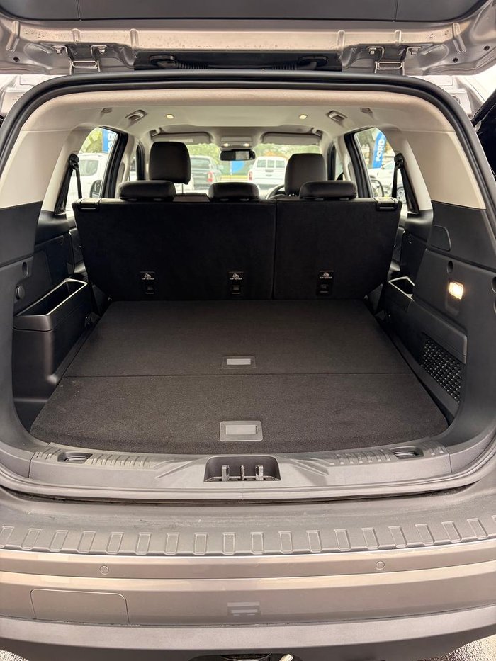 2025 Ford Everest Ambiente
