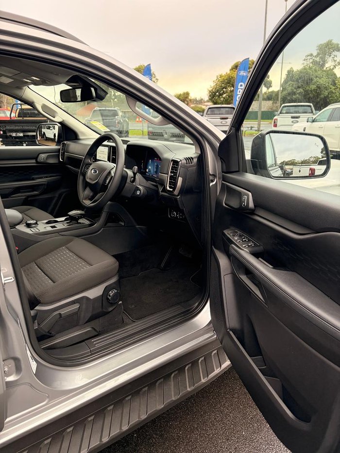 2025 Ford Everest Ambiente