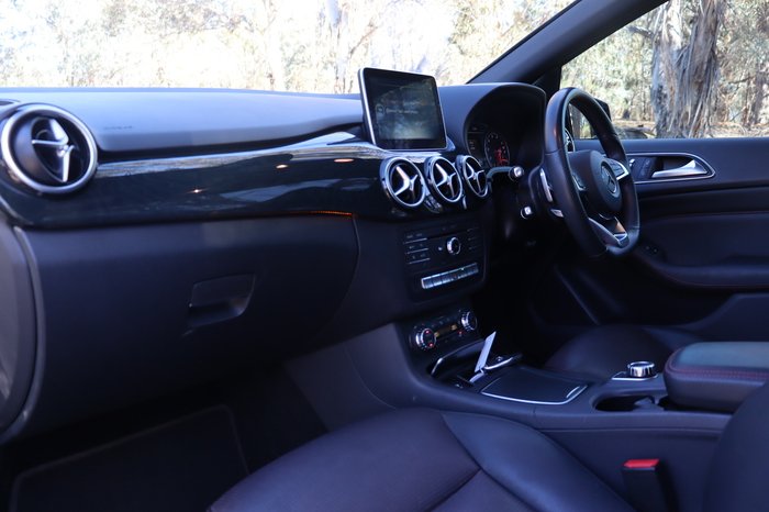 2015 Mercedes-Benz B200