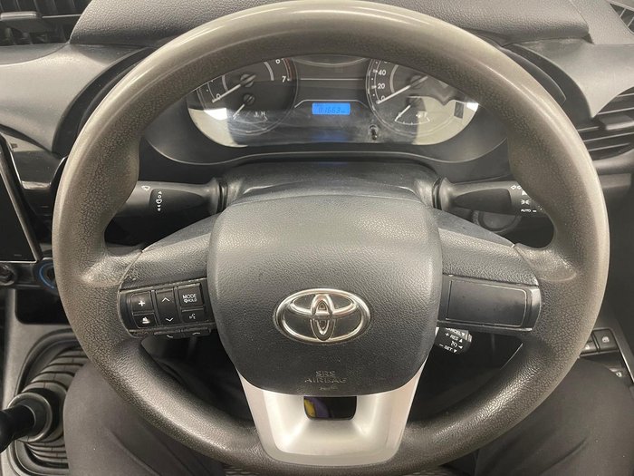2018 Toyota Hilux Workmate TGN121R 4x2 Glacier White