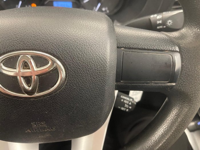2018 Toyota Hilux Workmate TGN121R 4x2 Glacier White