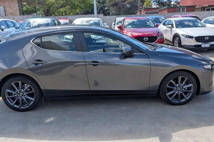 2025 Mazda 3 G20 Evolve