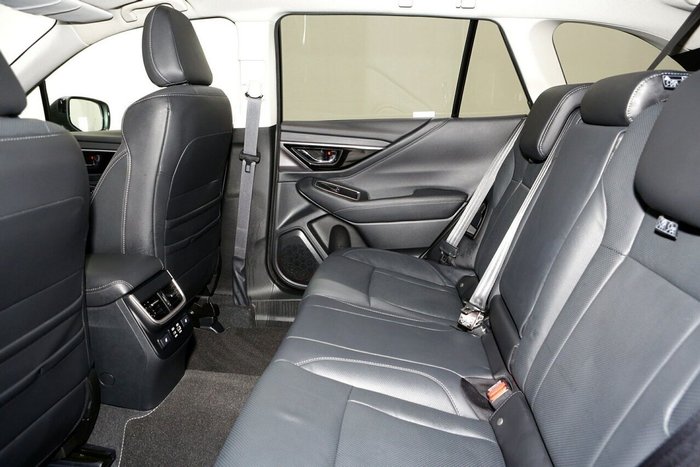 2025 Subaru Outback AWD Touring