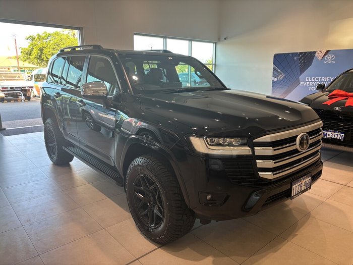 2024 Toyota LANDCRUISER