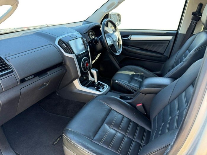 2017 Isuzu MU-X LS-T
