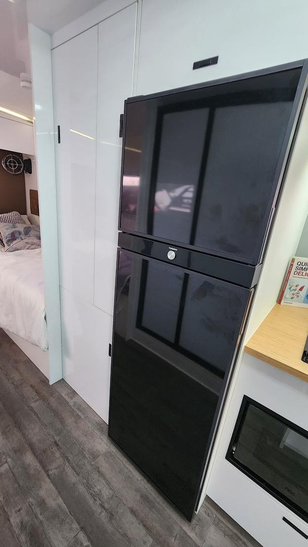 2024 JB Motorhomes Jb Touring 2 X Single Rear