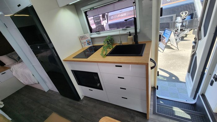 2024 JB Motorhomes Jb Touring 2 X Single Rear