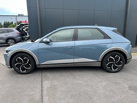 2023 Hyundai IONIQ 5 Essential