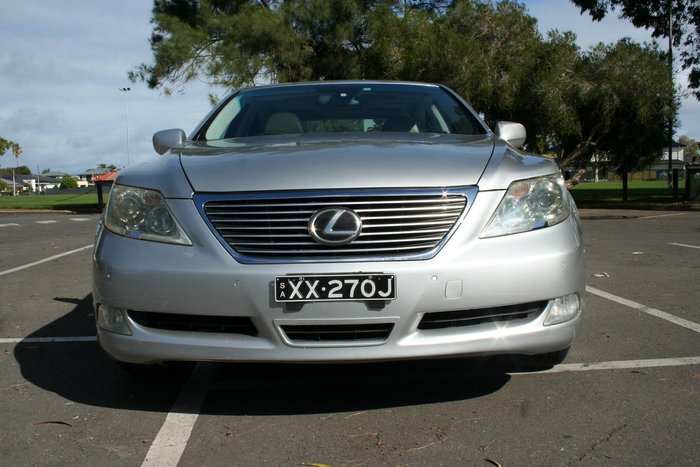 2007 Lexus LS 460