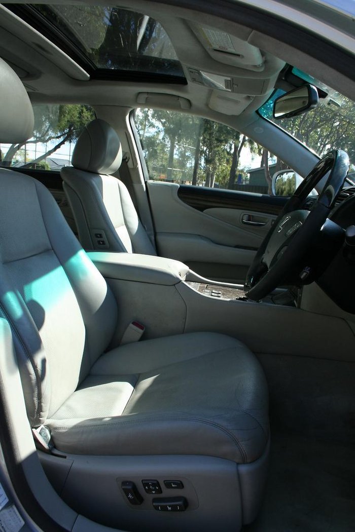 2007 Lexus LS 460