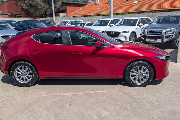 2025 Mazda 3 G20 Pure