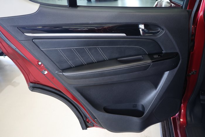 2020 Isuzu MU-X LS-T