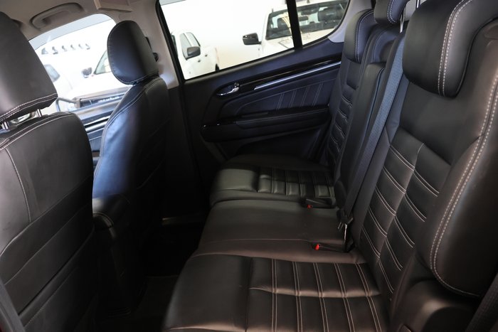 2020 Isuzu MU-X LS-T