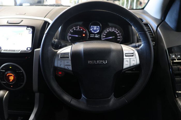 2020 Isuzu MU-X LS-T