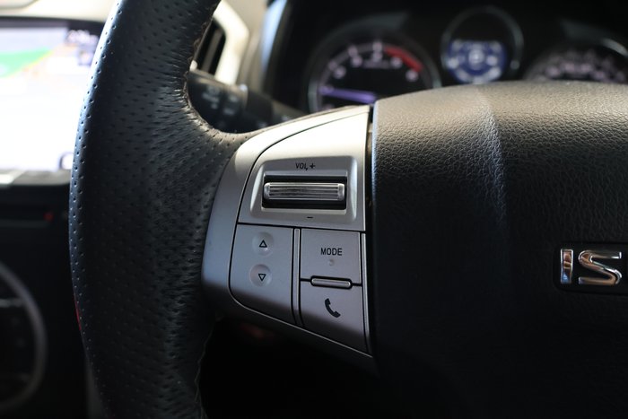 2020 Isuzu MU-X LS-T