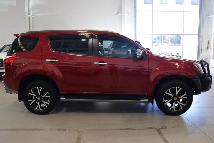 2020 Isuzu MU-X LS-T