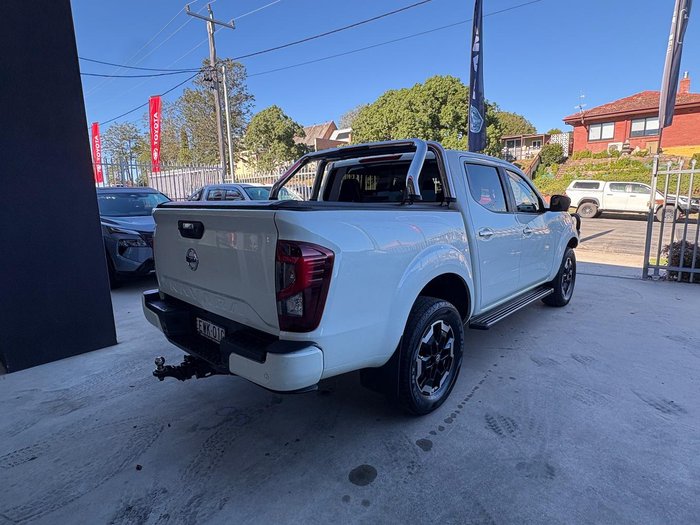 2022 Nissan Navara ST-X