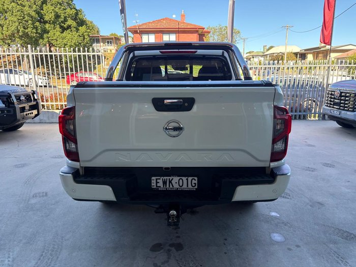 2022 Nissan Navara ST-X