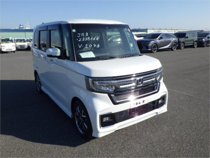 2021 Honda N-Box Custom Turbo