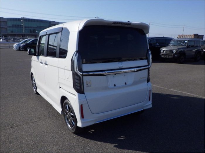 2021 Honda N-Box Custom Turbo