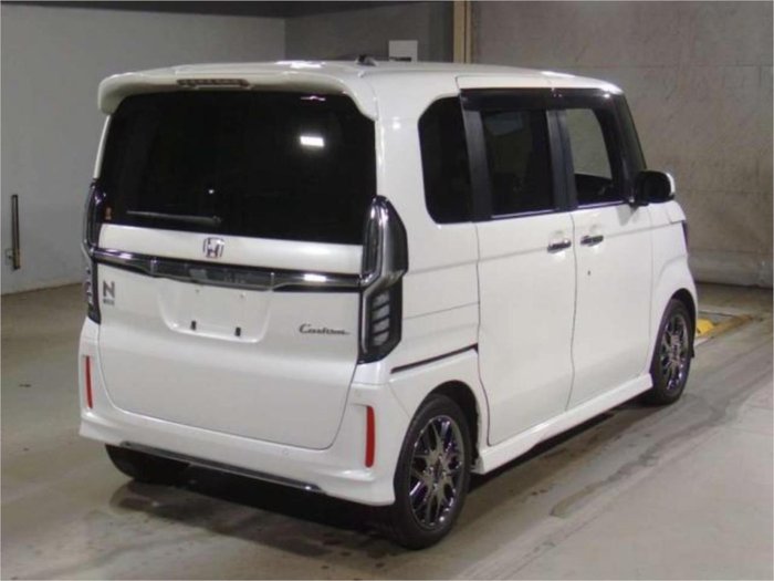 2021 Honda N-Box Custom Turbo