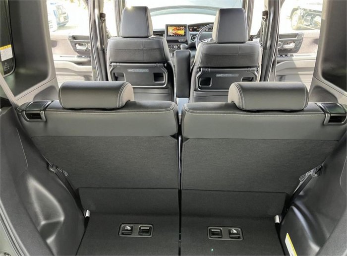 2021 Honda N-Box Custom Turbo