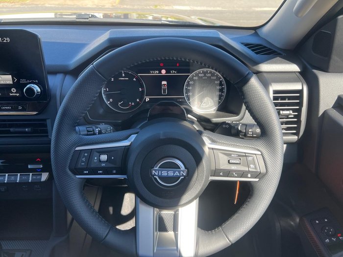 2026 Nissan Navara ST