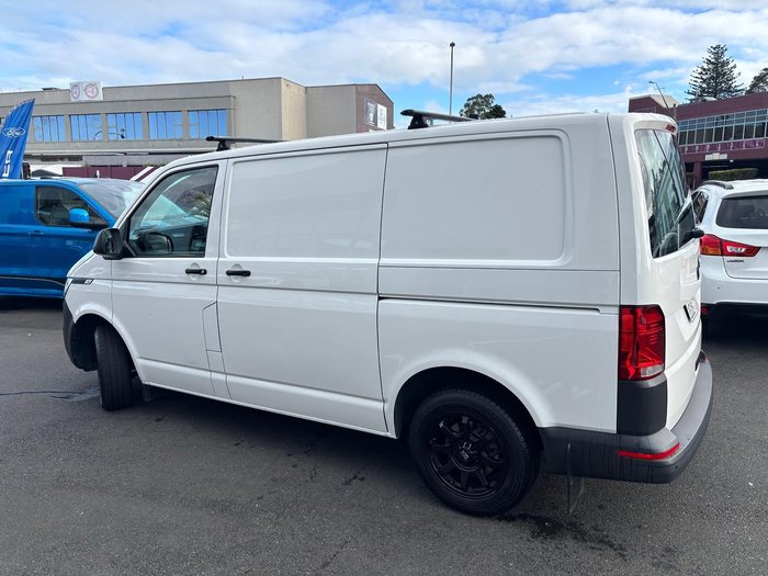 2022 Volkswagen Transporter TDI340
