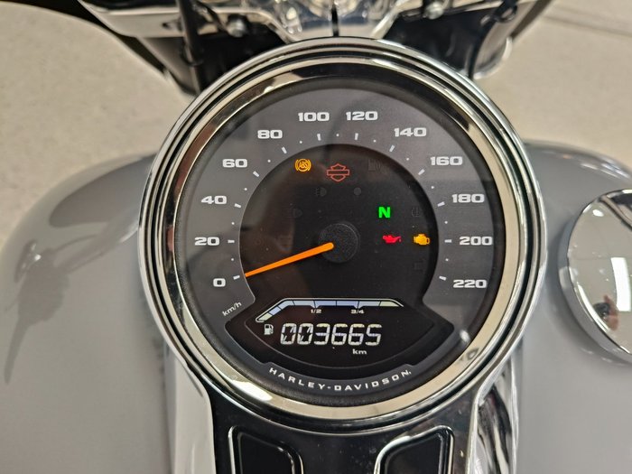 2024 Harley-davidson FLSB SPORT GLIDE (107) grey