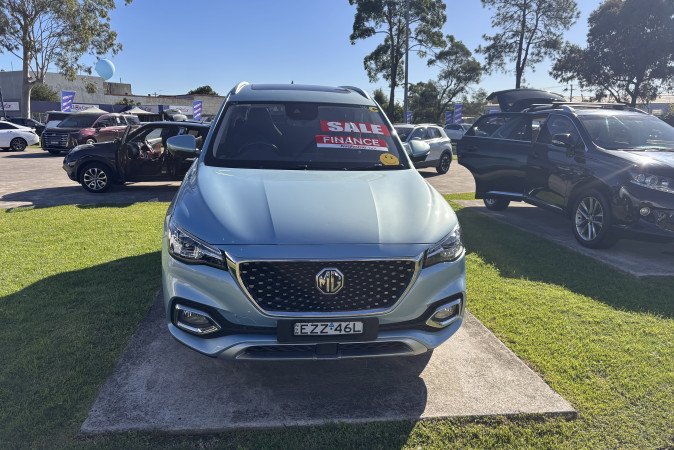 2021 MG HS +EV