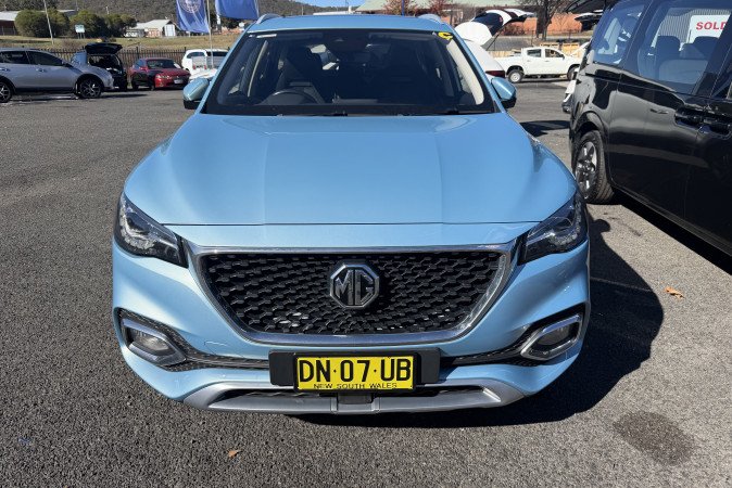 2021 MG HS +EV