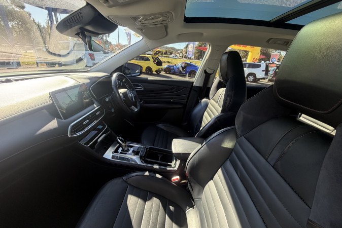 2021 MG HS +EV PHEV ESSENCE