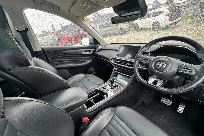 2021 MG HS +EV PHEV ESSENCE