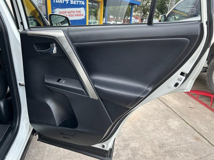 2015 Toyota RAV4 Cruiser