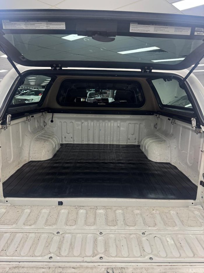 2019 Toyota Hilux SR5