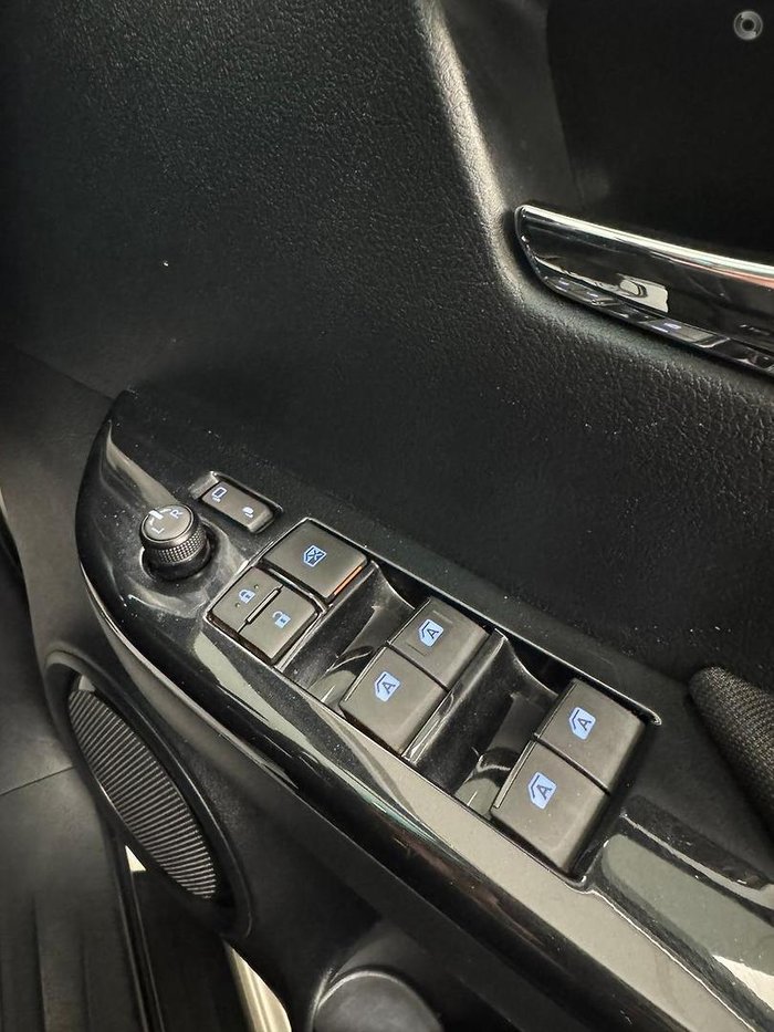2019 Toyota Hilux SR5