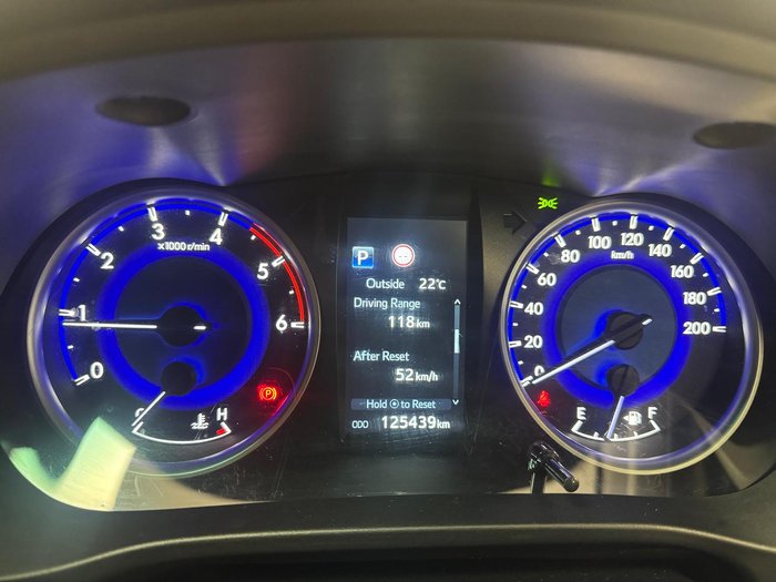 2019 Toyota Hilux SR5