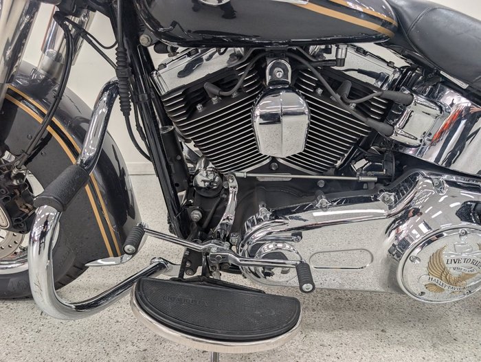 2016 Harley-davidson FLSTC HERITAGE SOFTAIL CLASSIC silver