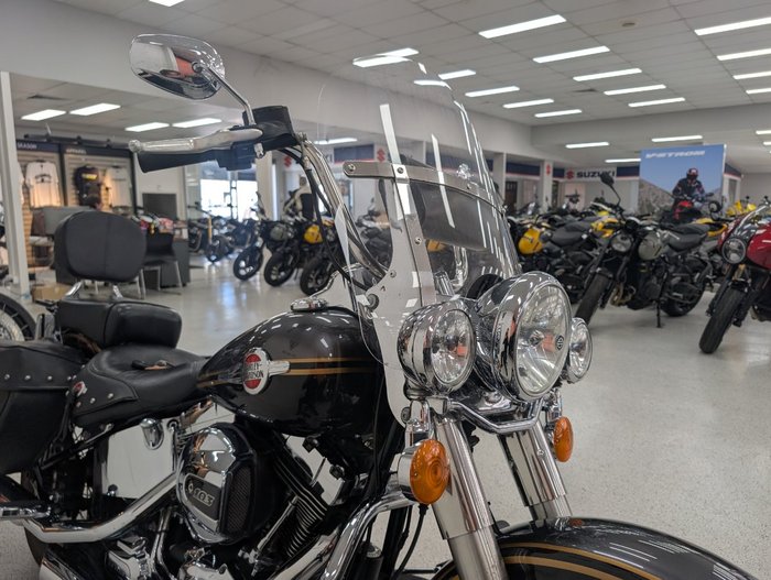 2016 Harley-davidson FLSTC HERITAGE SOFTAIL CLASSIC silver