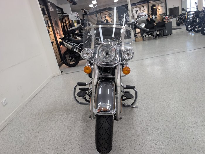 2016 Harley-davidson FLSTC HERITAGE SOFTAIL CLASSIC silver