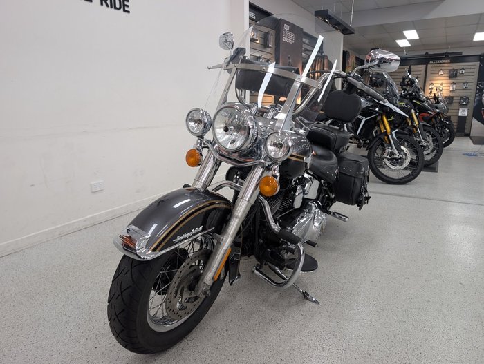 2016 Harley-davidson FLSTC HERITAGE SOFTAIL CLASSIC silver