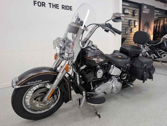 2016 Harley-davidson FLSTC HERITAGE SOFTAIL CLASSIC silver