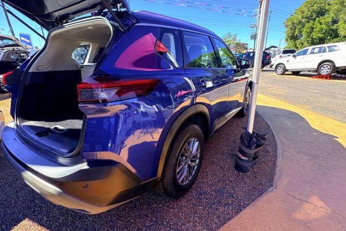 2024 NISSAN X-TRAIL ST (2WD)